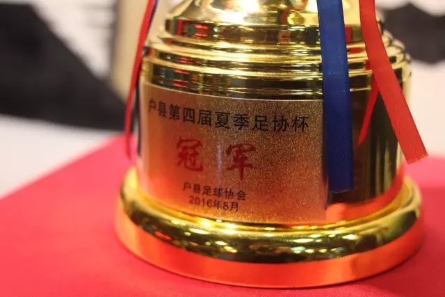 组图：世界杯-英格兰VS阿根廷 贝林厄姆踩场